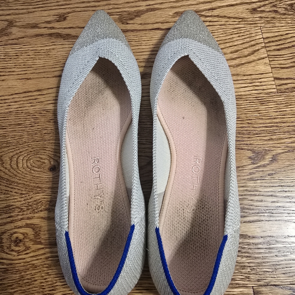 Rothy Gold 7W shoe